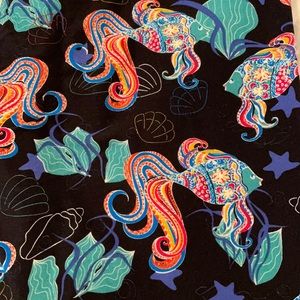 TC fish lularoe leggings